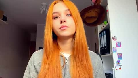 Snapshot of lettygherardini chatting on 02/20/26, 09:43 Lola online show from 02/20/26, 09:43