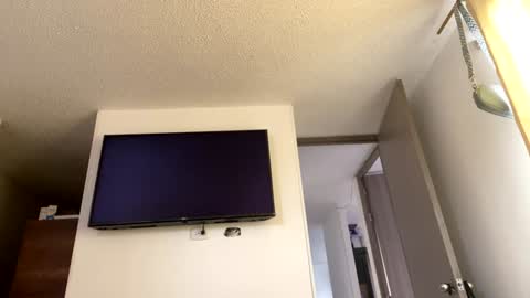 Snapshot of lety_hot chatting on 12/13/24, 11:34 lety hot online show from 12/13/24, 11:34