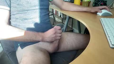 leukurrt online show from 09/23/25, 08:17