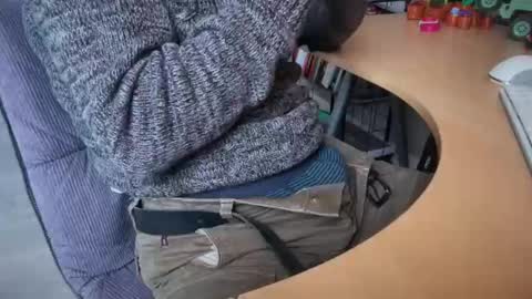 leukurrt online show from 12/22/25, 12:24