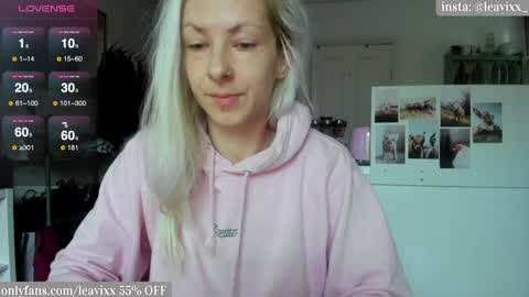 LeaVixx online show from 12/23/24, 08:33