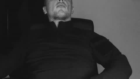 lev1ngston online show from 09/09/25, 10:09