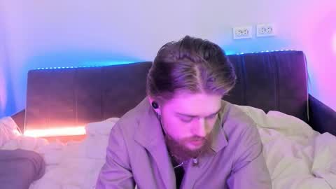 lev_miller online show from 03/09/26, 02:26