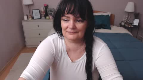 Mary online show from 01/31/25, 05:53