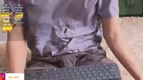 Levi  online show from 02/03/25, 02:24