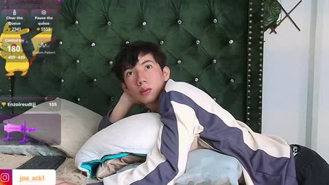 Levi  online show from 02/07/25, 03:52