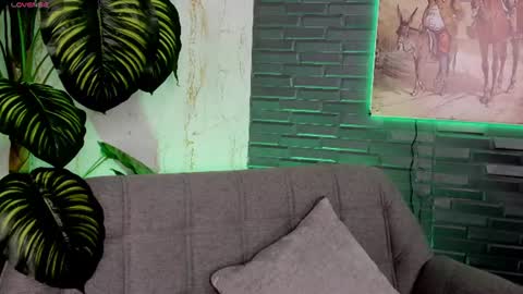 levi_wolf online show from 06/10/26, 11:31