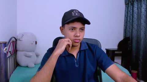      0600AM-1200PM - online show from 11/20/25, 04:23