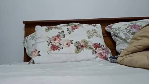 levois69 online show from 04/18/26, 02:59