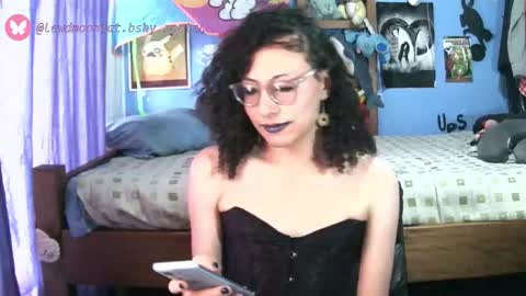 Snapshot of lewd_mooncat chatting on 03/27/26, 09:47 Lewd Mooncat online show from 03/27/26, 09:47