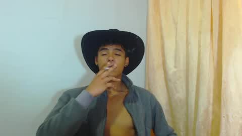 i  am lewis ly EDUARDO MEMDOZA15 online show from 04/11/26, 05:17