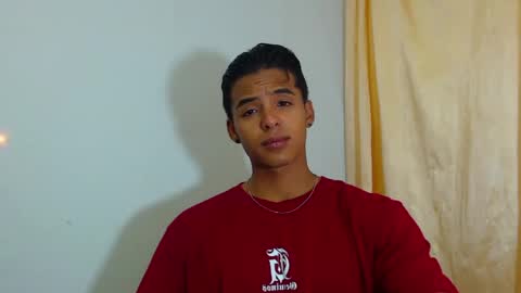 Snapshot of lewis_ly chatting on 05/22/26, 08:14 i am lewis ly EDUARDO MEMDOZA15 online show from 05/22/26, 08:14