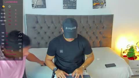 Snapshot of lewishamiltom chatting on 01/10/25, 06:38 lewis online show from 01/10/25, 06:38