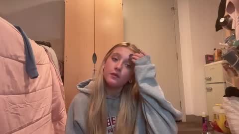 lexisRose online show from 12/13/24, 12:09