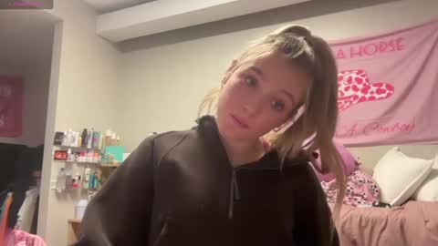 lexisRose online show from 03/01/25, 04:37