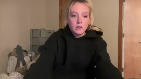 lexisRose online show from 03/12/25, 02:41
