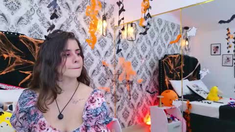 LexaDeRuso online show from 10/24/25, 07:54