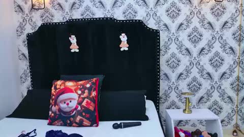 LexaDeRuso online show from 11/26/25, 07:59