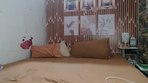 lexianna online show from 05/17/26, 12:01