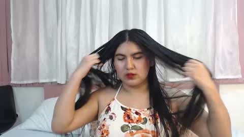 Gabrielle online show from 11/17/25, 09:48