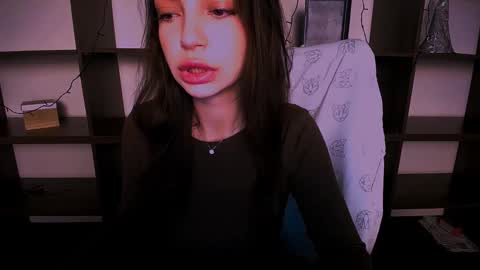 Snapshot of lexi_jos chatting on 12/20/24, 01:11 Alexia online show from 12/20/24, 01:11