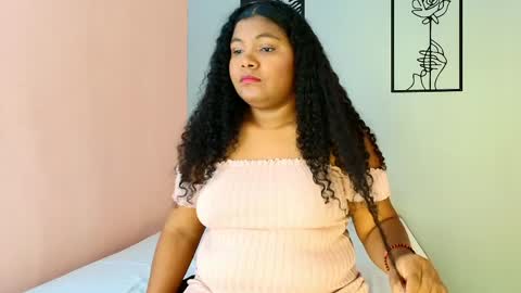 lexi_lovee_ online show from 04/23/26, 12:26