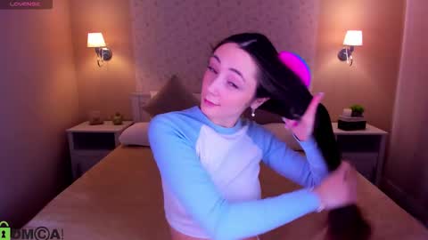 Snapshot of lexi_split chatting on 10/09/25, 05:49 Lexi GTM2 MonWedThurSatSun 1000am-400pm online show from 10/09/25, 05:49