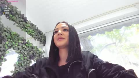 lexi_storm online show from 11/02/25, 07:00