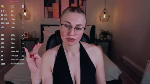 Lexy - Follow me online show from 11/25/25, 06:46