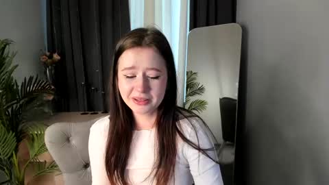 Vicki online show from 02/26/25, 02:03