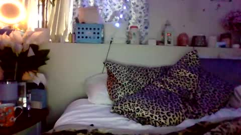 Snapshot of lexiel0veswood chatting on 01/17/26, 05:05 lexiel0veswood online show from 01/17/26, 05:05