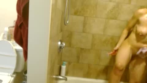 Snapshot of lexiel0veswood chatting on 02/21/26, 10:44 lexiel0veswood online show from 02/21/26, 10:44