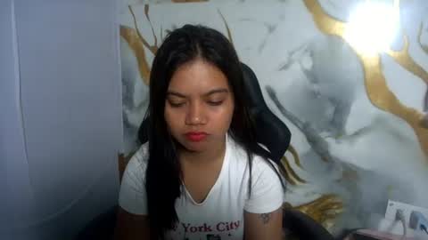 Snapshot of lexielar chatting on 08/02/26, 01:53 LEXIE online show from 08/02/26, 01:53
