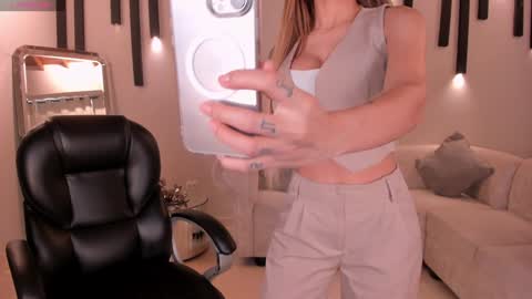 Lexie  online show from 01/15/25, 08:26