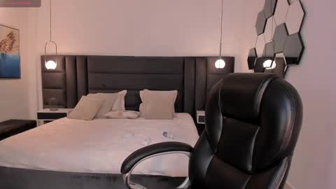 Lexie  online show from 02/19/25, 07:59