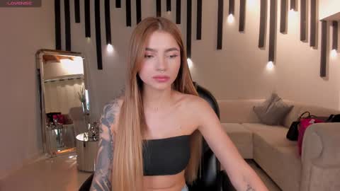 Lexie  online show from 03/05/25, 08:00