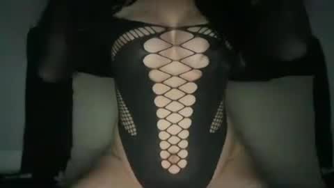 Snapshot of lexiex3lucero chatting on 06/15/26, 08:49 Lexieexx3 online show from 06/15/26, 08:49