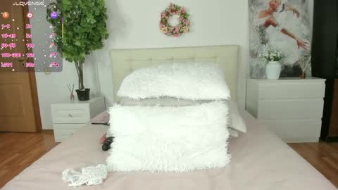 Lexi online show from 04/23/26, 05:41