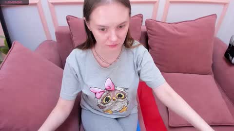 Lexi online show from 10/22/25, 06:35