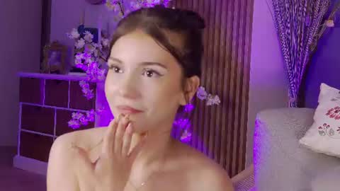 Lexi  online show from 06/11/26, 02:53