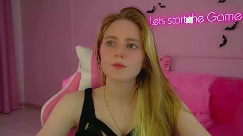 Lexi online show from 10/18/25, 06:30