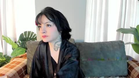 Snapshot of lexirouge__ chatting on 05/12/26, 09:56 lexirouge online show from 05/12/26, 09:56