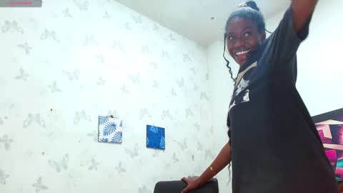 Snapshot of lexistone_ chatting on 01/13/25, 11:38 lexistone  online show from 01/13/25, 11:38