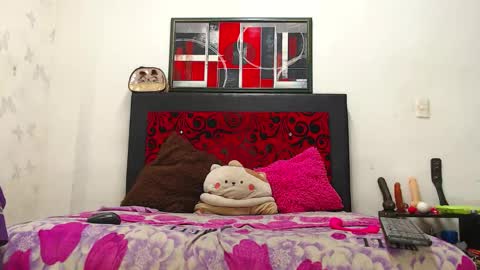 Snapshot of lexistone_ chatting on 10/29/25, 12:24 lexistone  online show from 10/29/25, 12:24