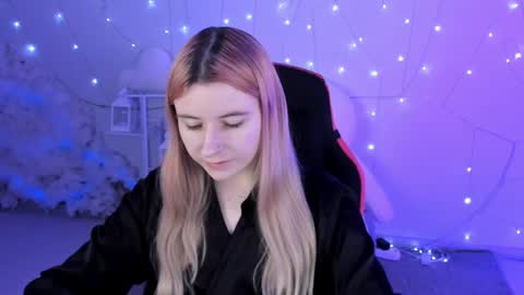 Lexi Wenford NO NUDE GODDESS online show from 12/17/24, 04:01