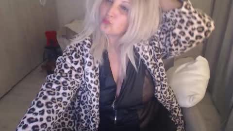 Hannah online show from 04/24/26, 12:57