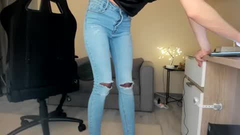 Lexxie online show from 02/02/25, 10:35