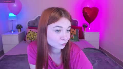 Snapshot of lexxxyone chatting on 03/10/25, 01:32 lexxxyone online show from 03/10/25, 01:32