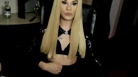 eva lexy you may call me Miss online show from 10/20/25, 08:42