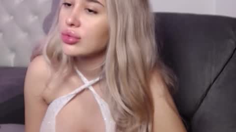 Lexxyselena online show from 09/23/25, 09:29